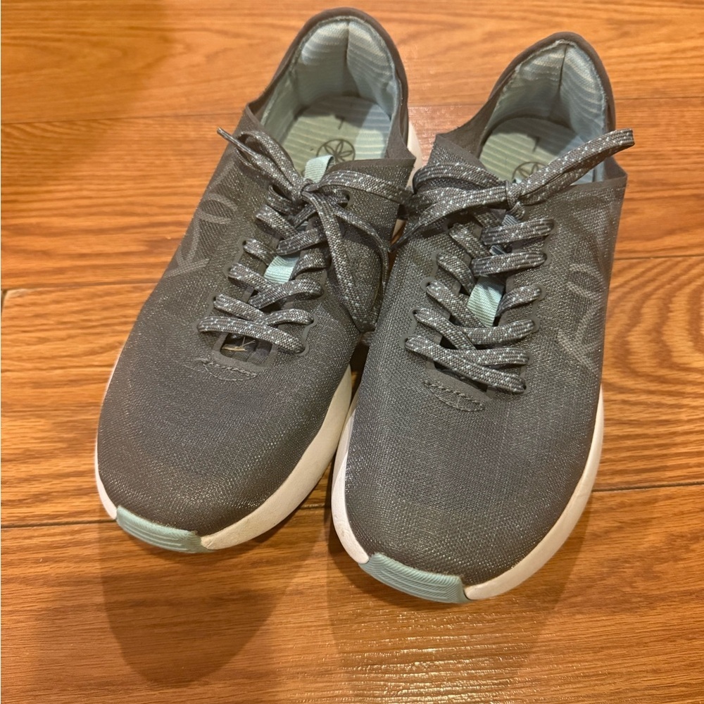 Gaiam Ortholite Sneakers Size 7 Gray Teal Comfort Walking Athletic Shoes - Picture 2 of 6